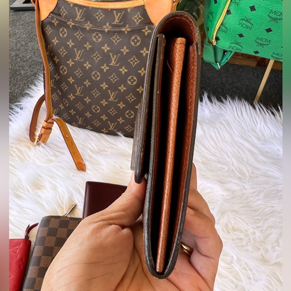 Louis Vuitton Dark Brown Monogram Clutch - Picture 7 of 9